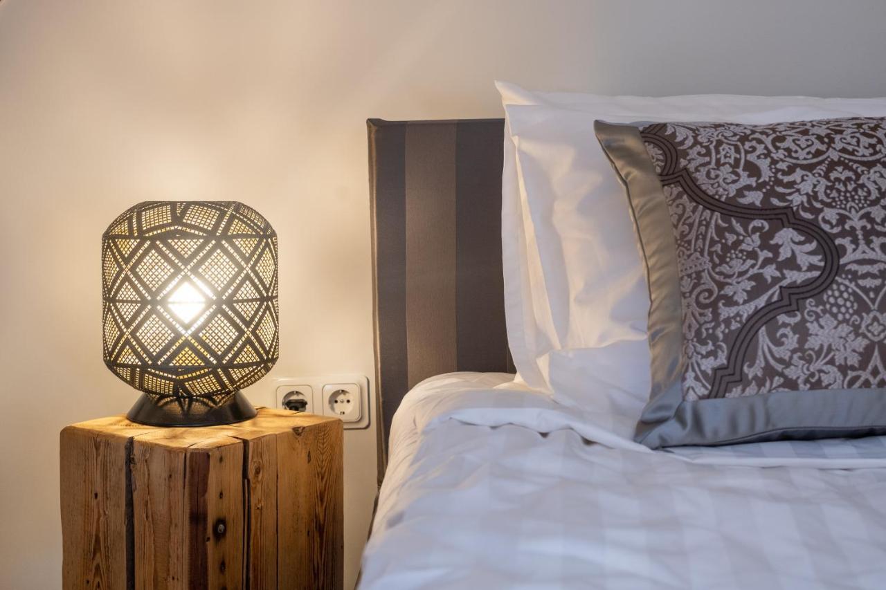 Rataskaevu Boutique - 7 Unique Apartments Tallinn Ngoại thất bức ảnh