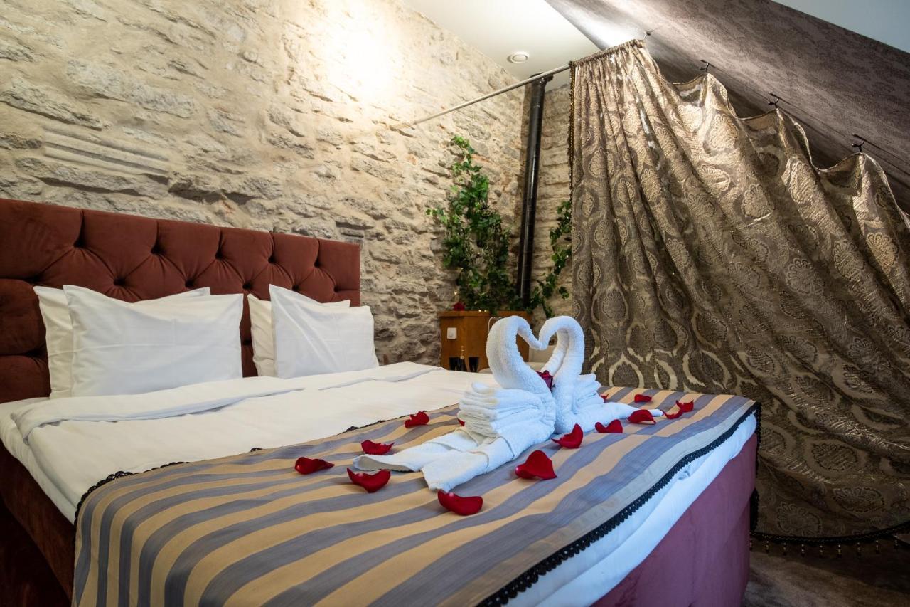 Rataskaevu Boutique - 7 Unique Apartments Tallinn Ngoại thất bức ảnh