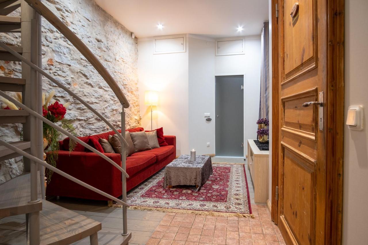 Rataskaevu Boutique - 7 Unique Apartments Tallinn Ngoại thất bức ảnh