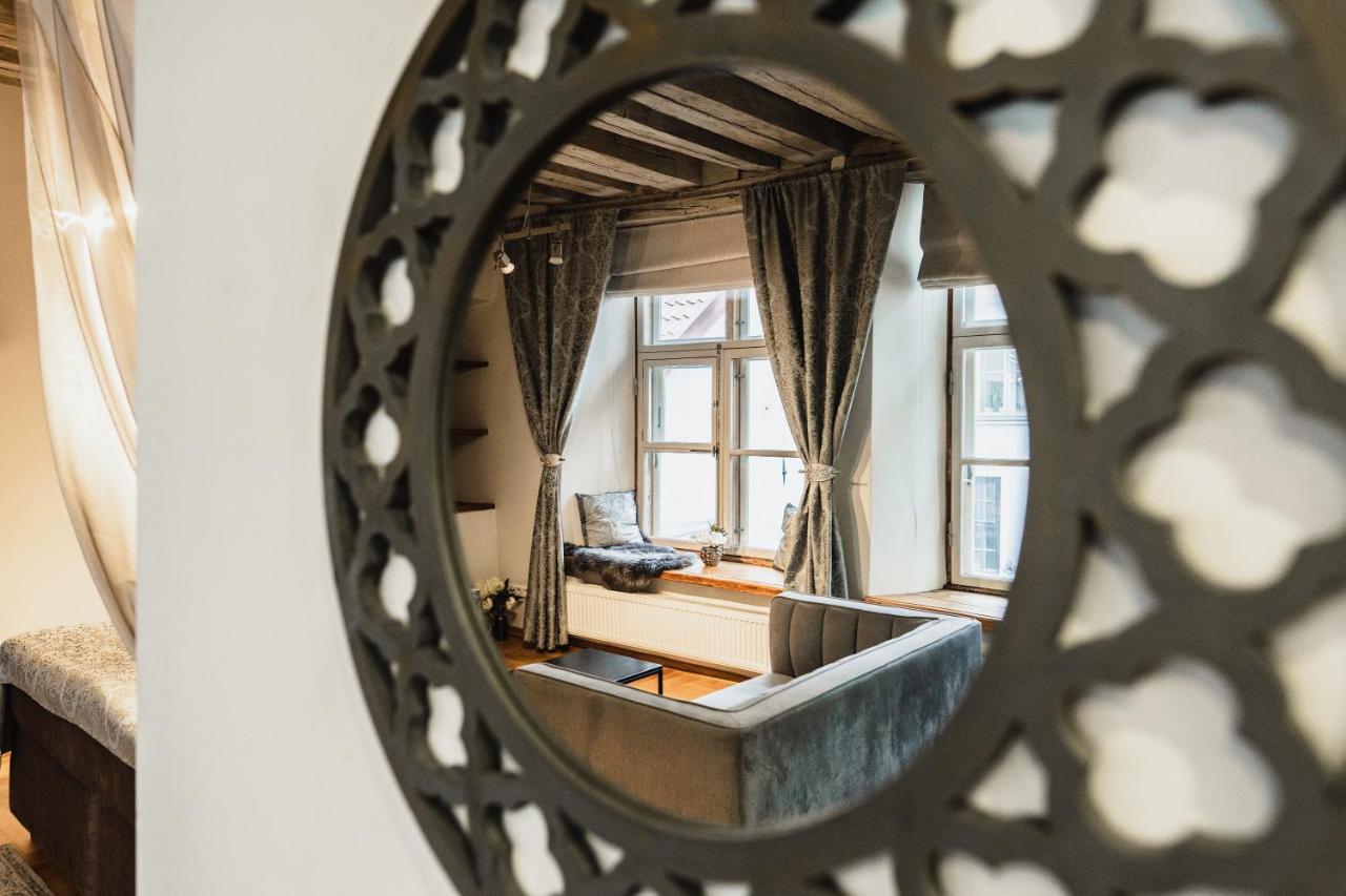 Rataskaevu Boutique - 7 Unique Apartments Tallinn Ngoại thất bức ảnh