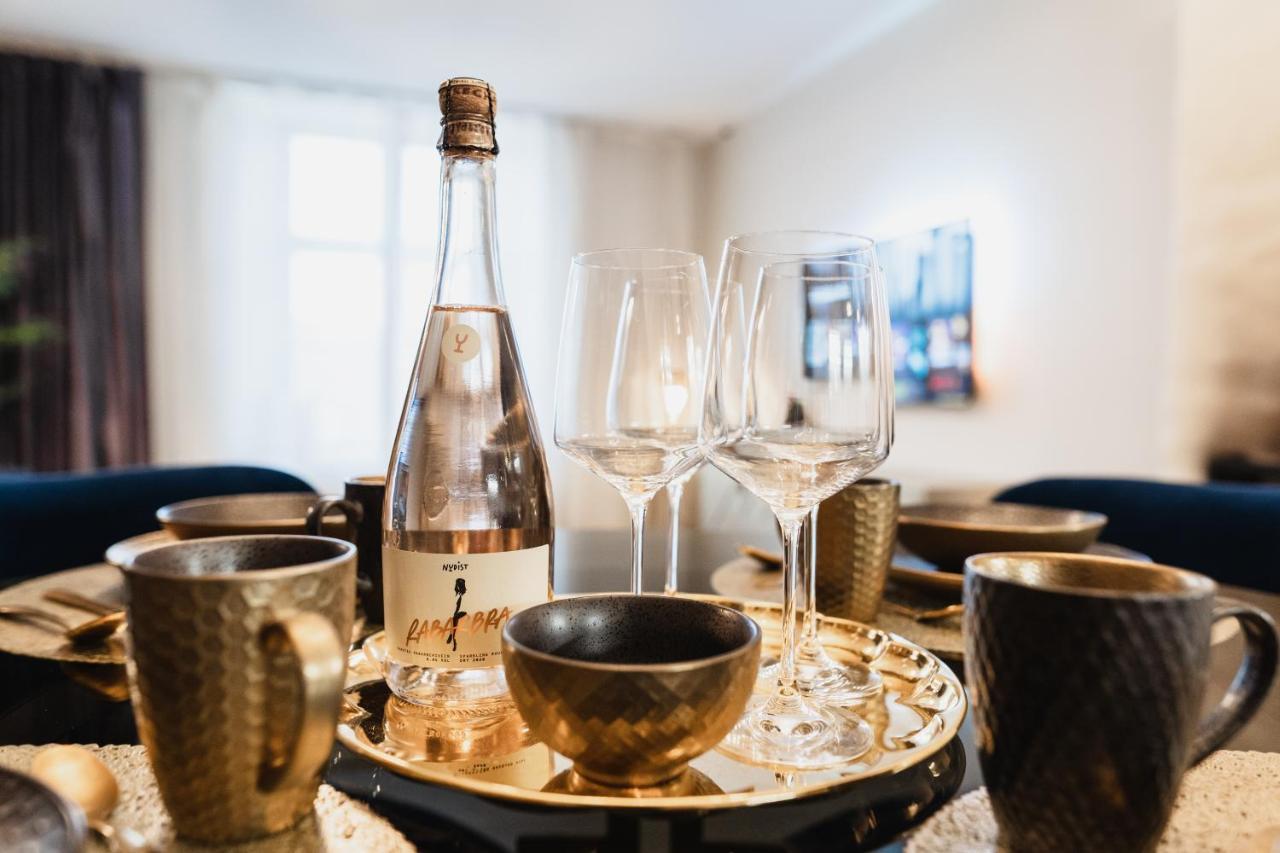Rataskaevu Boutique - 7 Unique Apartments Tallinn Ngoại thất bức ảnh